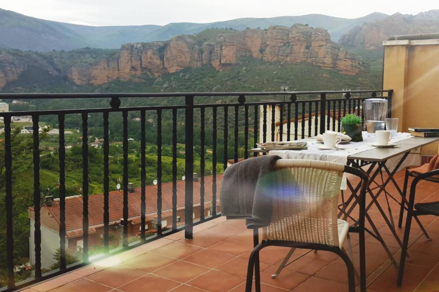 Un Apartamento Con Vistas Viguera Exterior photo